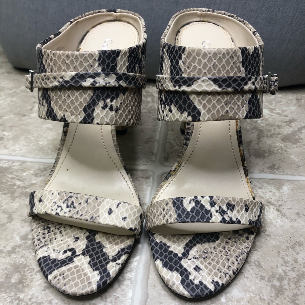 Calvin Klein Faux Snake Leather Heels sz 7.5